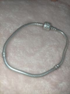 17cm Authentic Pandora Barrel Clasp Bracelet