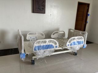 3 function electric hospital bed