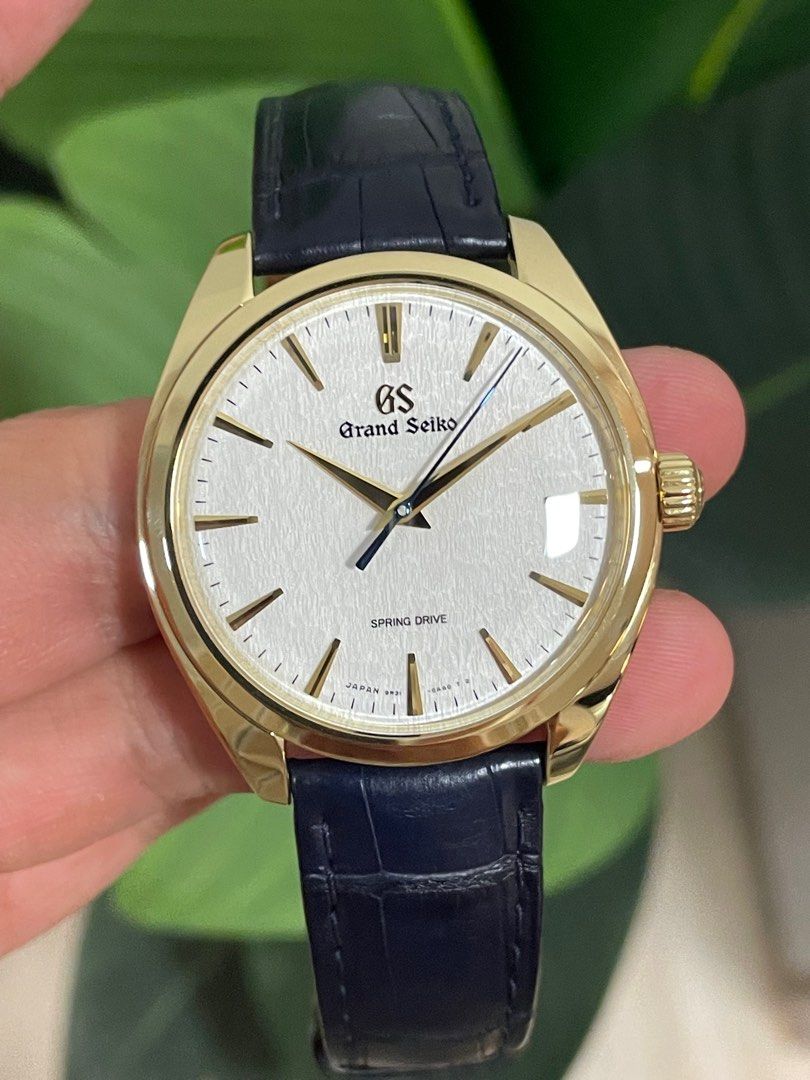 50 OFF RETAIL GRAND SEIKO SBGY002 limited edition