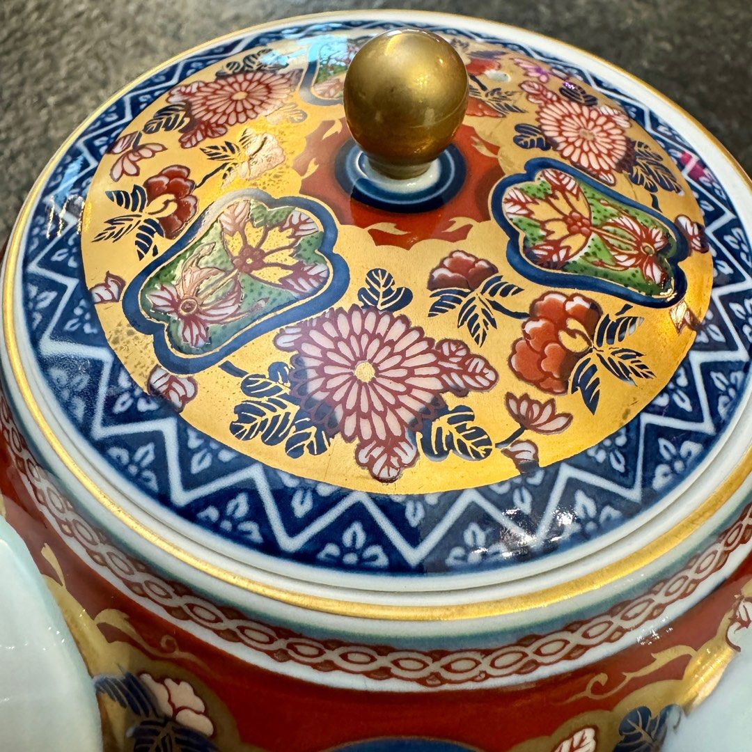 其泉作 極錦金彩古伊万里 日肥 其泉作 昭和年製