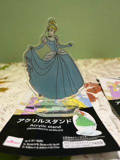 （分類：）位於 。 由 starlightboiii 提交（商品編號 1299515048，圖片 1）。簡介： 。