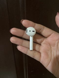 Airpods Gen 2 RIGHT POD ONLY