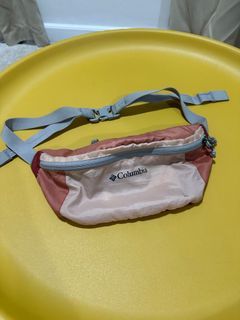 (Authentic) Columbia Lightweight Packable Hip Belt Bag