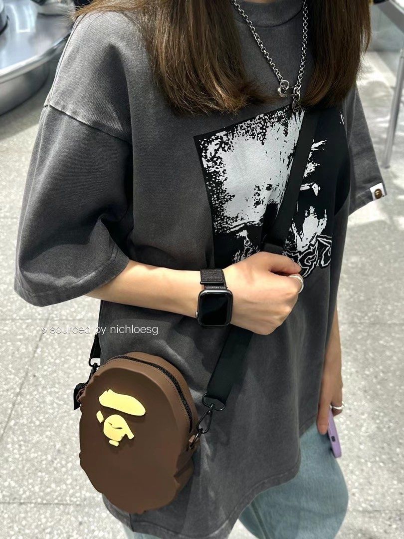 バッグ APE HEAD SILICON SHOULDER BAG APE HEAD SILICON SHOULDER BAG