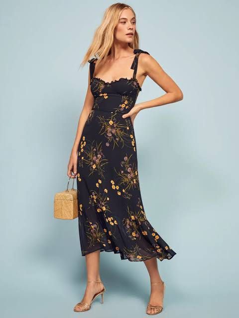 BLACK FLORAS SELF TIE DRESS (Category: Dresses) located in Quezon City. Submitted by mkdlg (Listing ID 1299605620, Image 2). Description: Bought in states Fits M-L.