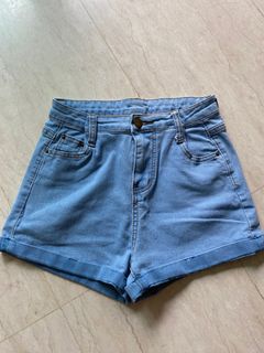 (Category: ) located in . Submitted by fried.ebi (Listing ID 1299510904, Image 1). Description: .
