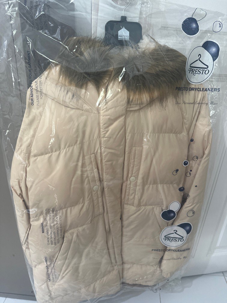 Burton vallah jacket shop