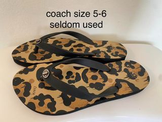 coach slipper seldom used branded original sale 900 size 5-6