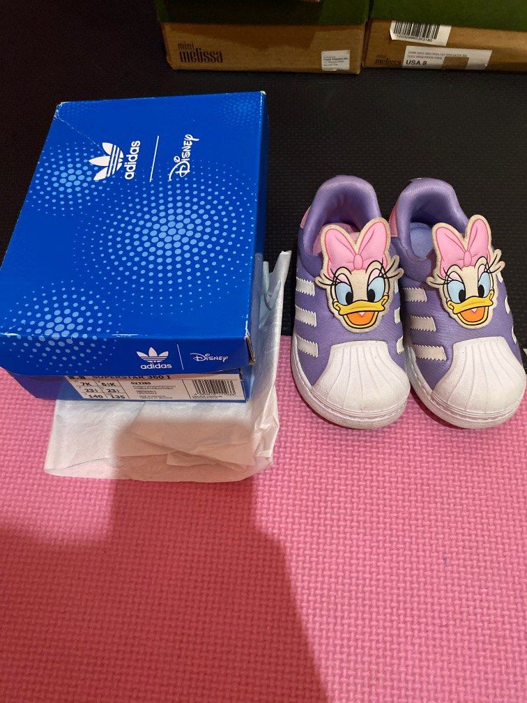 Daisy Duck (Adidas superstar 360) (Category: Babies & Kids Fashion) located in Caloocan City. Submitted by nangti (Listing ID 1299497132, Image 1). Description: Bought in korea Check photos for details ❤️ USA 7 UK 6 1/2 k Preloved but well loved .