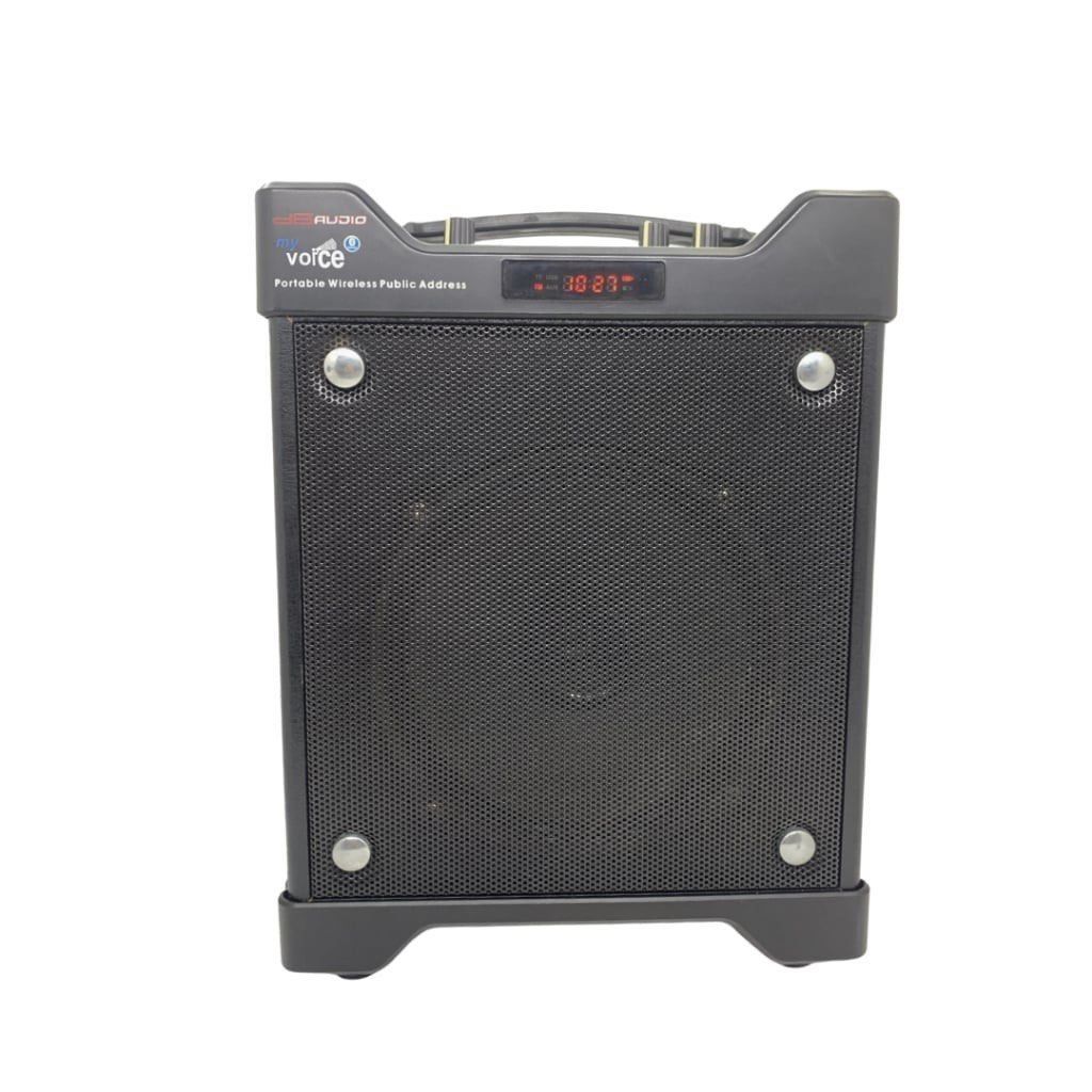 DBStudio Portable Wirelesss Microphone Public Address Speaker with Fm/Bluetooth/AUX (Category: Portable Music Players) located in Pasay City. Submitted by enrico_appliances (Listing ID 1299572052, Image 3). Description: Portable wireless microphone with FM, Bluetooth, and AUX functionality Ideal for public address applications, allowing for easy setup and use in various settings Features Bluetooth connectivity for wireless audio streaming from co