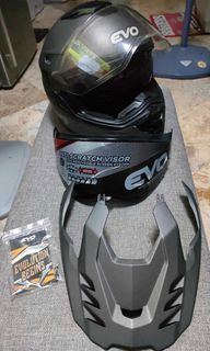Evo helmet with removable fender