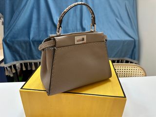（分類：）位於 。 由 connieewww 提交（商品編號 1299602567，圖片 1）。簡介： 。