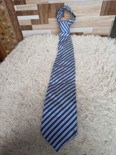 G2000 necktie