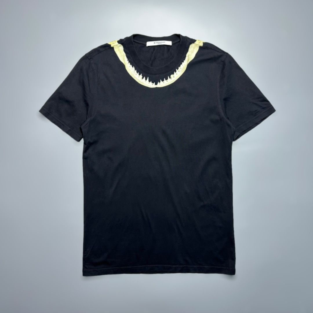 Givenchy Shark Jaw Print T Shirt Men s Fashion Tops Sets Tshirts Polo Shirts on Carousell