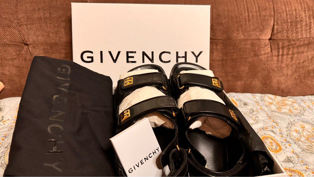 GIVENCHY STRAP FLAT SANDALS (Category: Sandals) located in Manila. Submitted by nicefab (Listing ID 1299562089, Image 1). Description: Strap flat Sandals Black size 37 100% Goat Leather Twice lang nagamit.