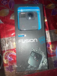GO PRO FUSION 360 camera w/ waterproof case