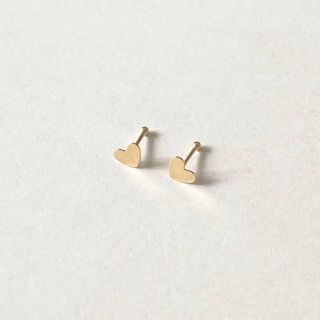 heart pawnable 18k earrings per piece