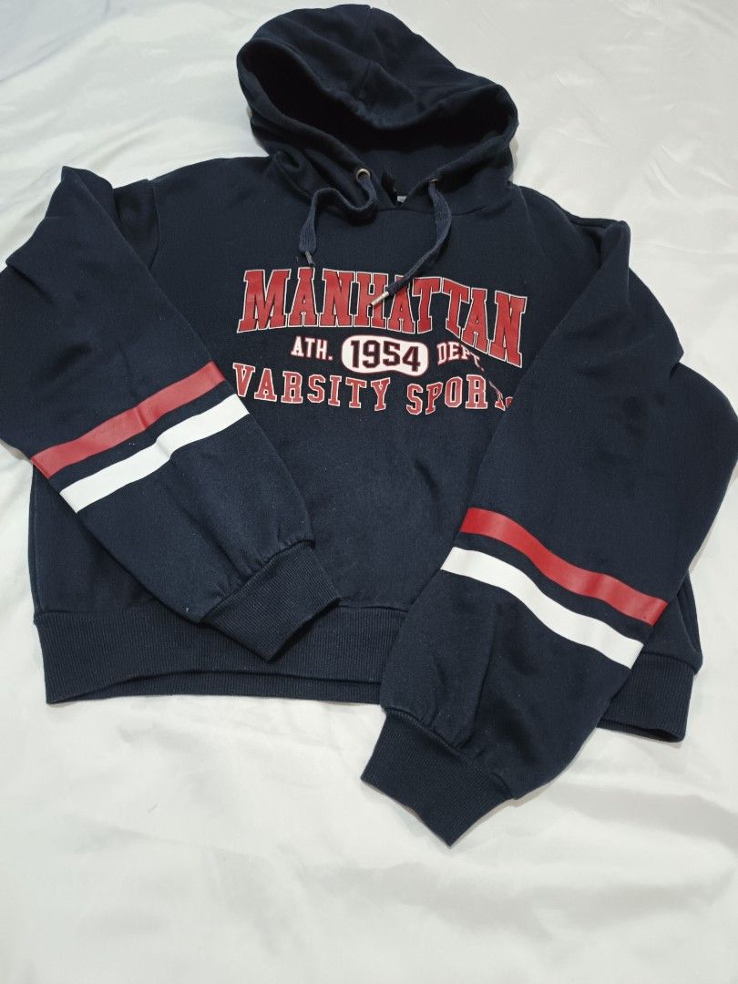 H M Hoodies MANHATTAN PRINT Women s Fashion Coats Jackets and Outerwear on Carousell