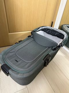 （分類：）位於 。 由 kooching0805 提交（商品編號 1299511477，圖片 1）。簡介： 。