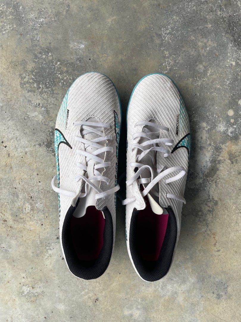 kasut futsal nike gato