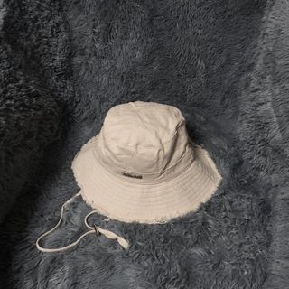 Khaki and Beige Jacquemus bucket hat