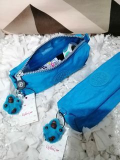 Kipling blue pouch
