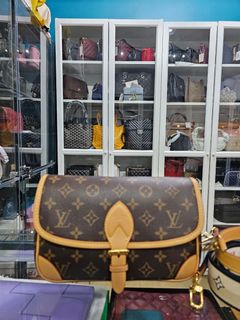 (Category: ) located in . Submitted by closetcompany (Listing ID 1299538696, Image 1). Description: .