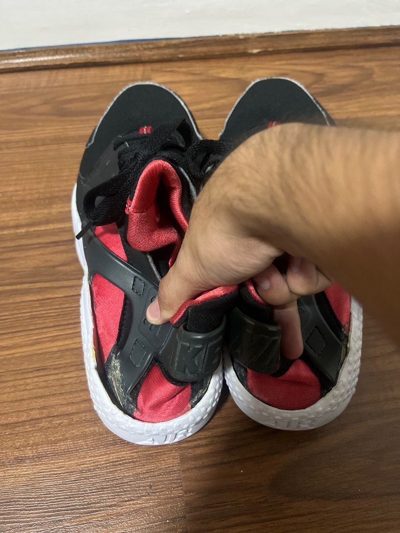 Nike Huarache Breds Men s Fashion Footwear Sneakers on Carousell