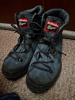 Onitsuka Tiger Hiking Boots / Trekking Boots, Waterproof 