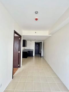 PIONEER WOODLANDS CONDO IN MANDALUYONG 1BEDROOM 30.26SQM 25,000 MONTHLY 5% DP TO MOVE IN CONDO IN MANDALUYONG