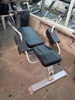 Precor abdominal bench gym equipment