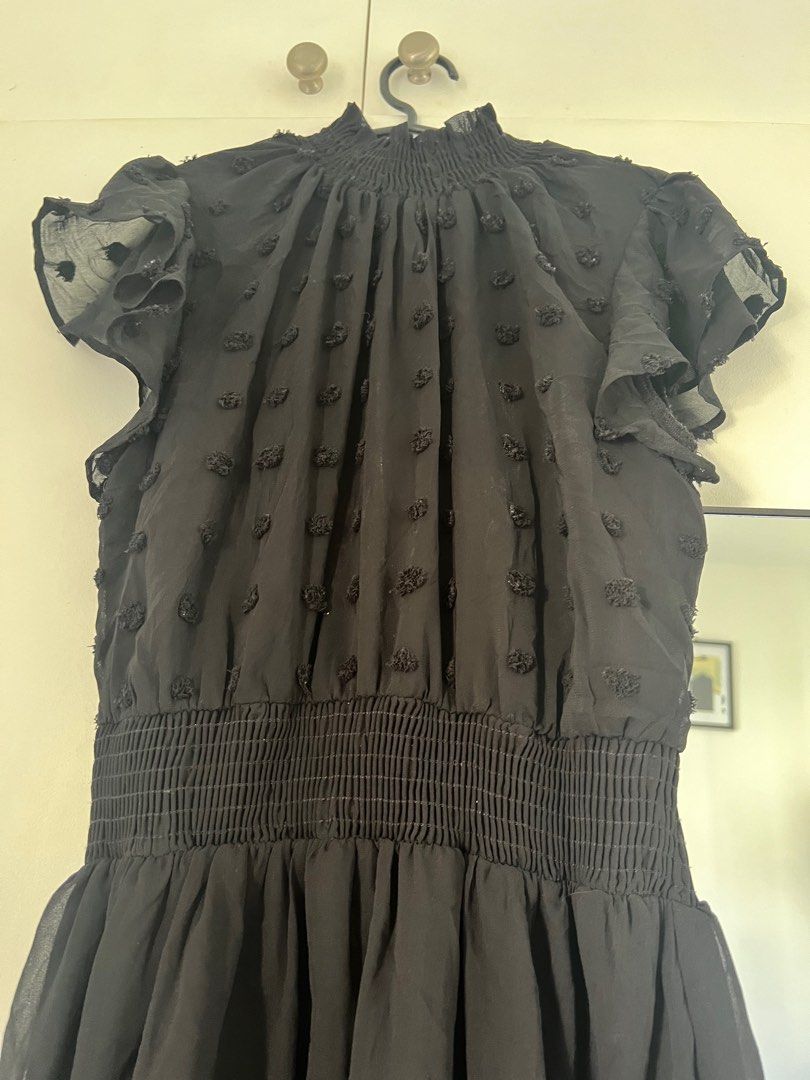 savanna Jane black lace (Category: Dresses) located in Cavite. Submitted by M.AnneCloset (Listing ID 1299457069, Image 3). Description: Used once No flaws .