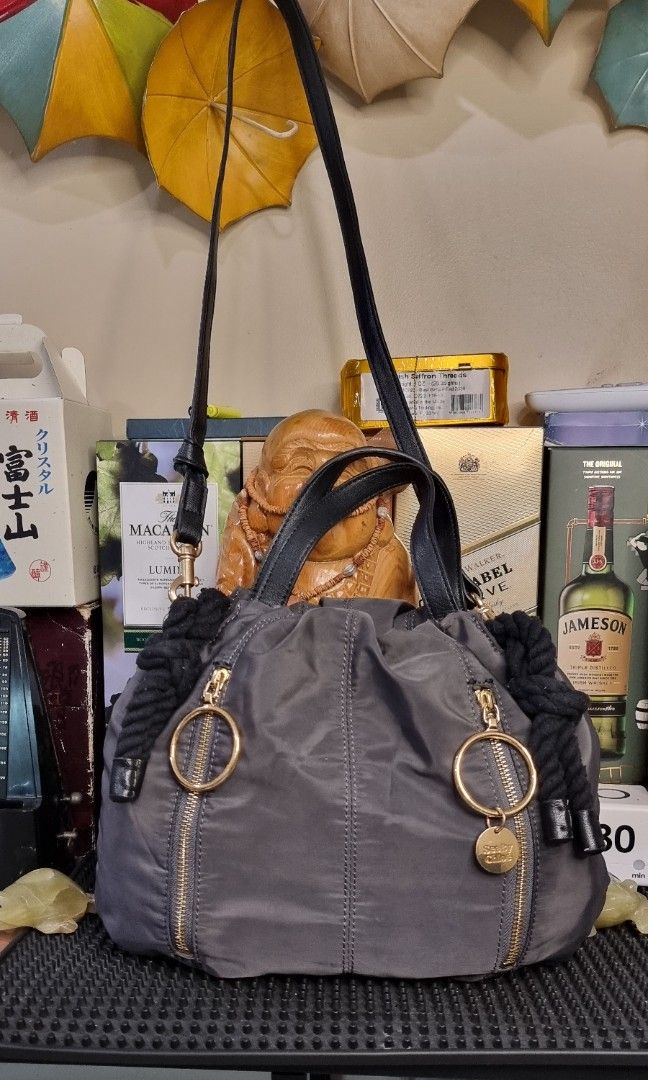 See By Chloe Flo small leather shell shoulder Bag Luxury Bags Wallets on Carousell