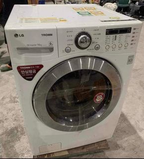 SELLING SLIGHTLY USED GAS DRYER AND WASHER LG BRAND SAME 16KG..