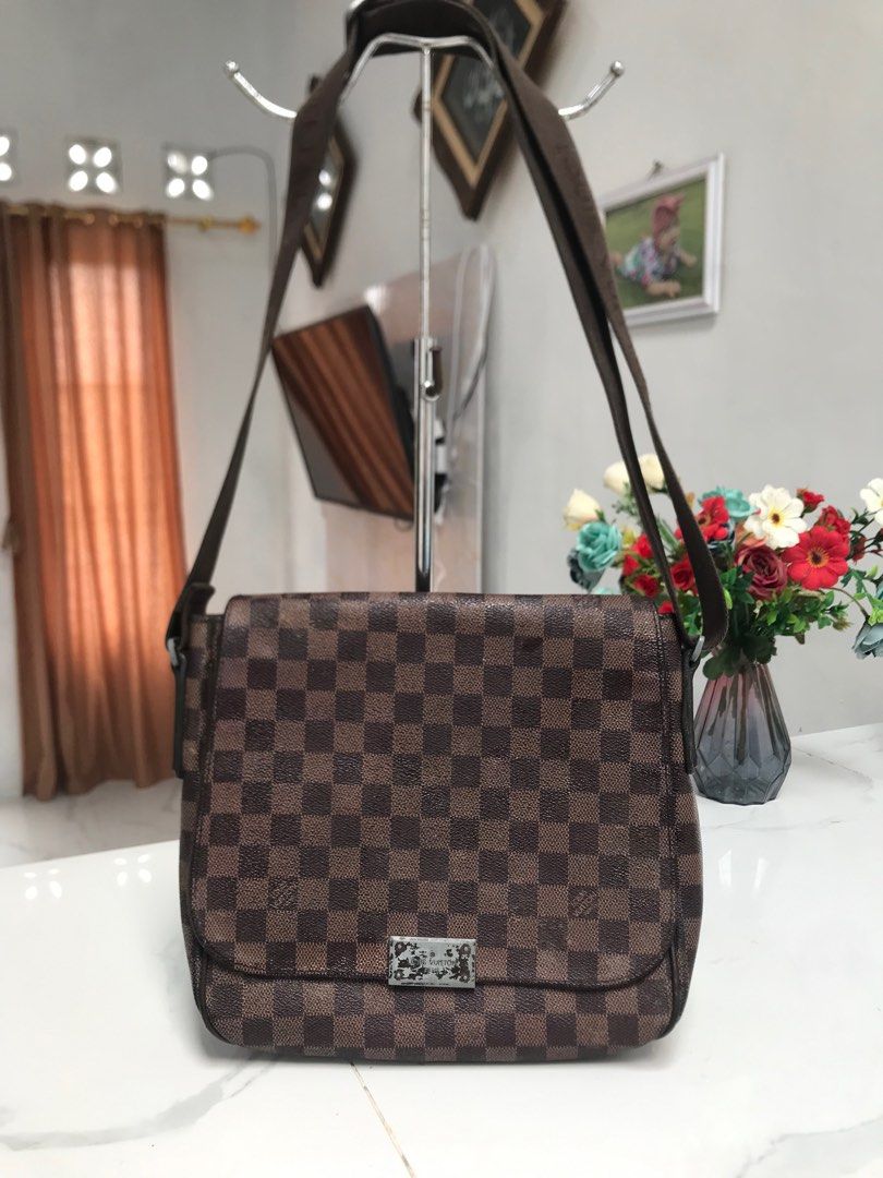 Sling bag lv pria deals