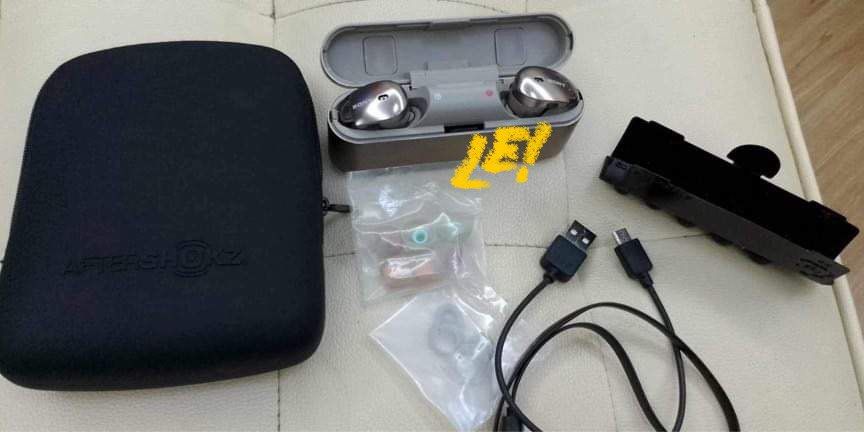 Sony BC-WF1000X Truly Wireless Earbuds (Category: Earphones) located in Taguig. Submitted by mis0s0up (Listing ID 1299472043, Image 1). Description: WTS LFB PH Sony WF-1000X Truly Wireless Ear buds/Earphones — ₱5800 (REPRICED!!!) - bought directly from Japan for around ¥32295 (₱12,000) - see photos for inclusions - used with care. still like new condition - still negotiable for sure buyer. NO LOWBALLING Mode of Payment: GCash / BPI.
