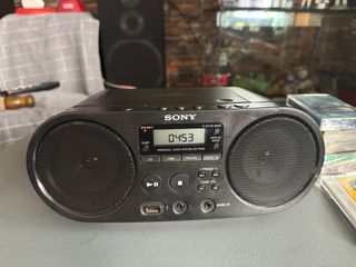 Sony CD Player FM/AM Radio