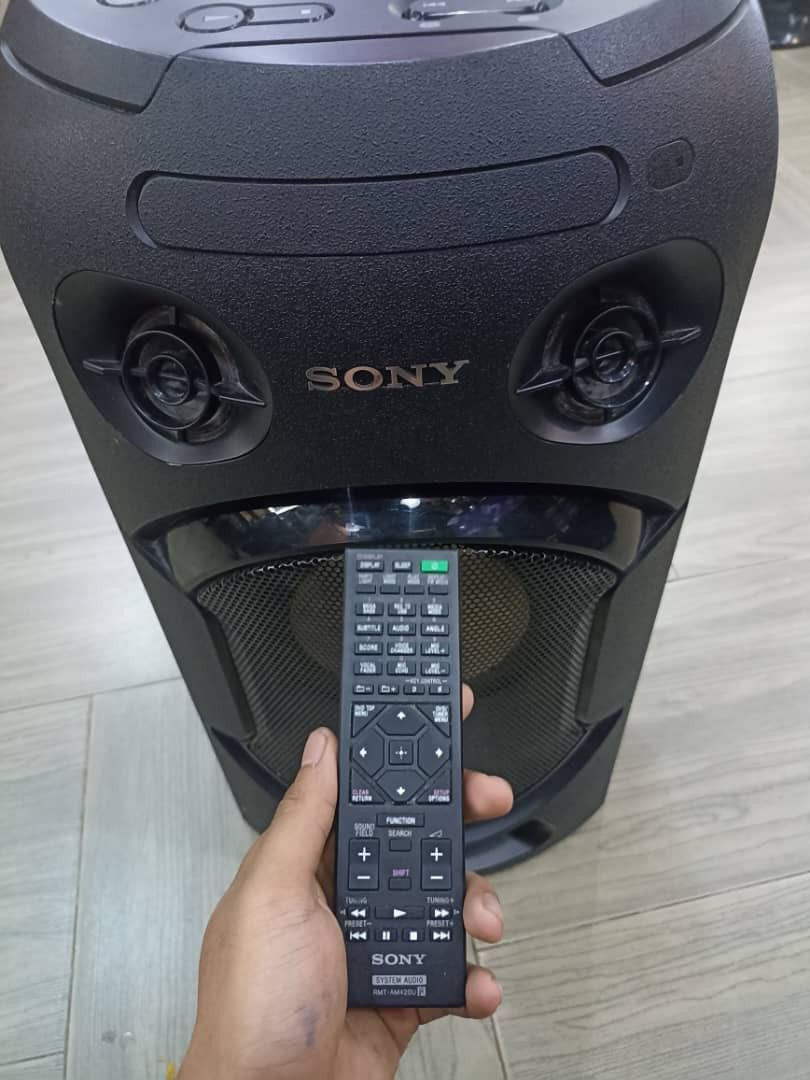 SONY MHC-V21D PORTABLE SPEAKER, Audio, Portable Music Players on Carousell