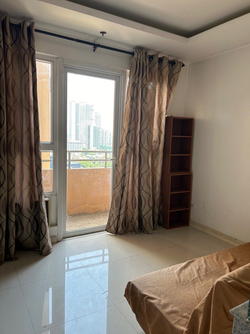 Studio type for Sale near UP Manila (Category: Apartments & Condos) located in Manila. Submitted by malou.961 (Listing ID 1289321837, Image 3). Description: ** For direct client ** Please contact the advertiser for inquiries and reservation. .