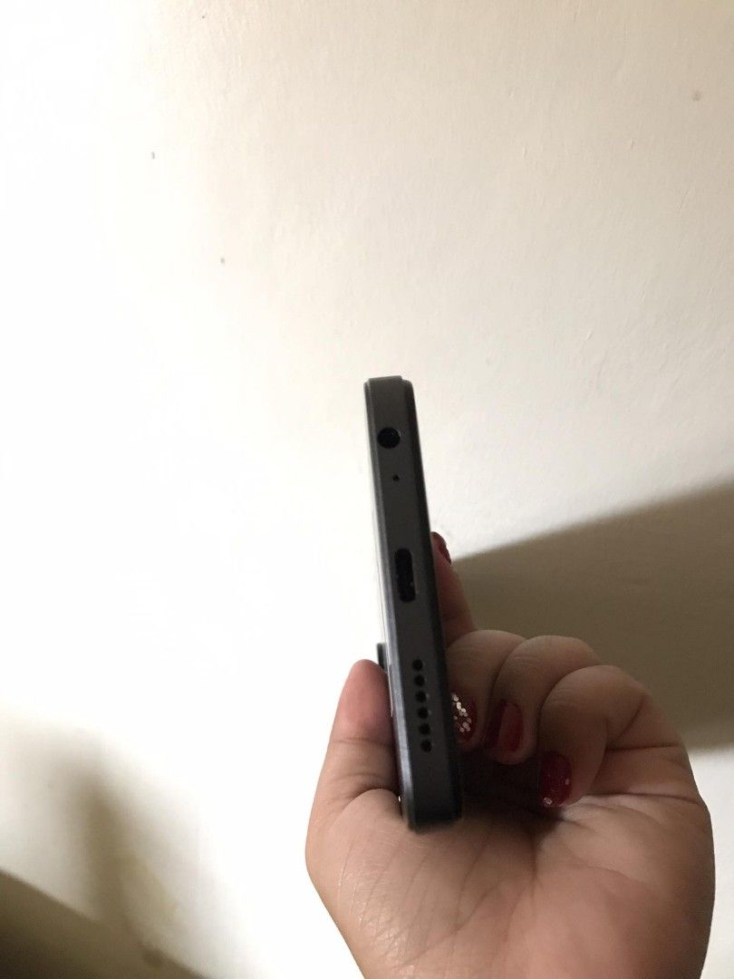 Techno Go Spark 2024 (Category: Android Others) located in Makati City. Submitted by ohmygmarie (Listing ID 1299529787, Image 3). Description: TECHNO SPARK GO 2024 8GB + 128GB 13mos TECNO warranty Full specs: Display: 6.6"HD+Hole Composite Material: 163.69x75.6x8.55mm Camera: Front (8MP) / Front Dual Flash Rear: 13MP+AI-CAM (Rear Dual Flash) Connectivity: GPS, Wifi, BT, FM, OTG Sensor: Software Gyroscope, Side Fingerprint Battery Capacity: 500mAh