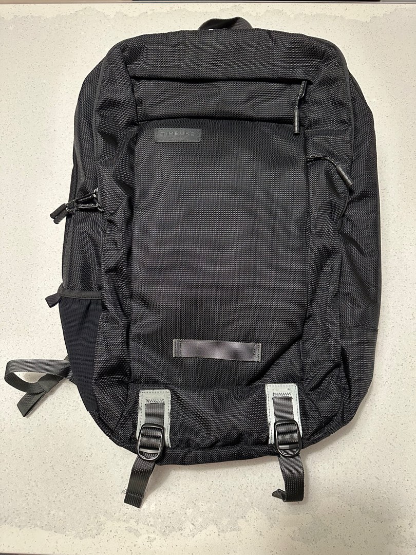 Timbuk2 Command Backpack Men s Fashion Bags Backpacks on Carousell
