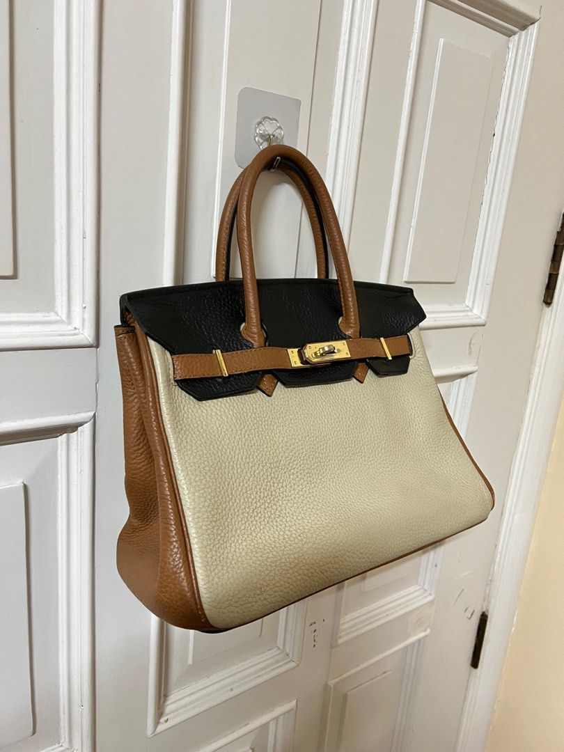 Tricolor birkin bag (Category: Shoulder Bags) located in Davao. Submitted by thedeclutterMD (Listing ID 1299468315, Image 2). Description: Medium to semilarge sized. Fits a lot of things. Classy and chic.
