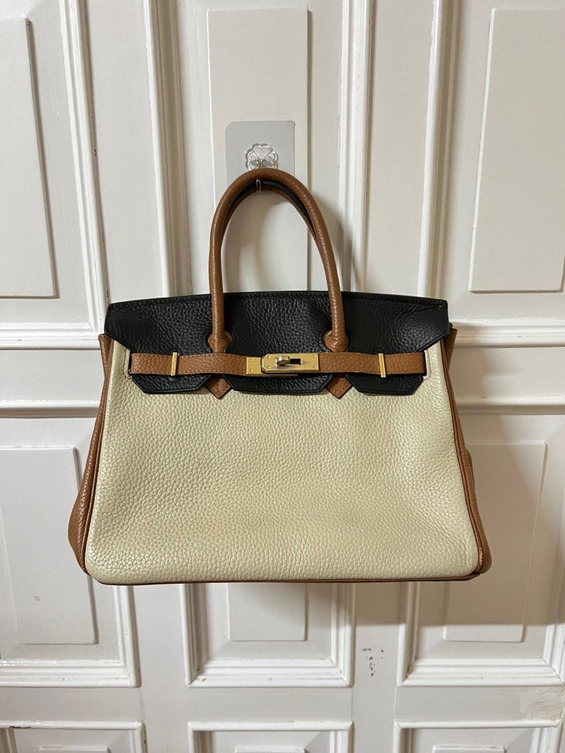 Tricolor birkin bag (Category: Shoulder Bags) located in Davao. Submitted by thedeclutterMD (Listing ID 1299468315, Image 1). Description: Medium to semilarge sized. Fits a lot of things. Classy and chic.