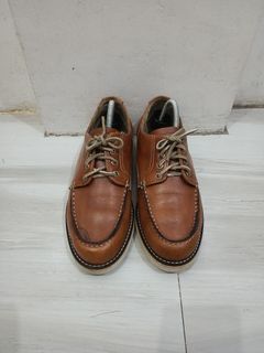 Unknown Brand Brown Leather Shoes

Size: 6.5