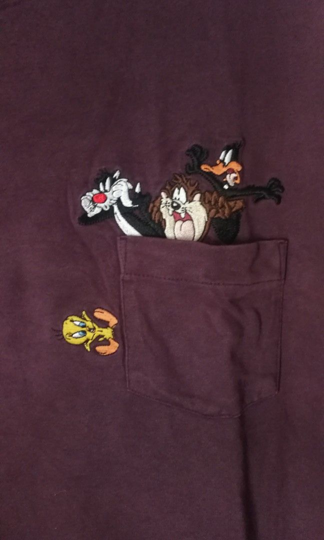 vintage looney tunes (Category: Tshirts & Polo Shirts ) located in Quezon City. Submitted by eystackap (Listing ID 1299591853, Image 2). Description: dimes 25x30.