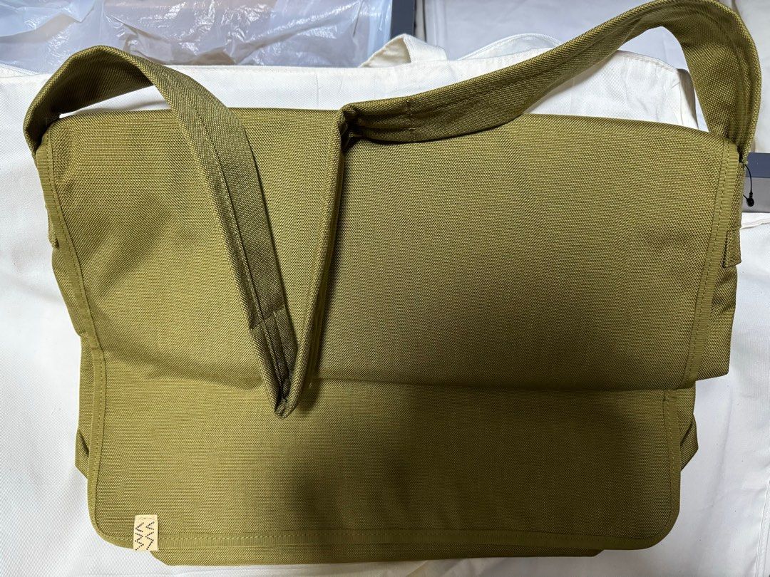 VISVIM CORDURA UT SATCHEL 24L, 名牌, 手袋及銀包- Carousell