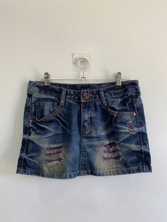 Y2k mini skirt