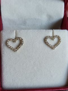 18k  Heart Diamond Earrings