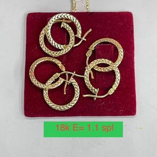 18K Saudi Gold Loop Earrings