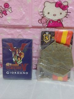 40TH VOLTES V GIORDANO PLAYING CARDS "SEALED" AND BRASS MEDALLION